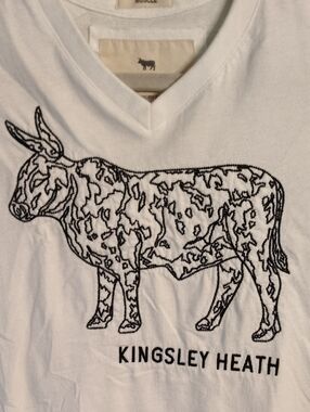 Men's White V-Neck Short Sleeve Tee with Embroidered Cow